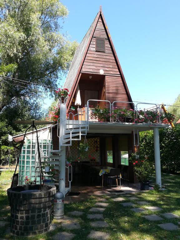 Tiszavirag Nyaralohaz Villa Szeged Ngoại thất bức ảnh