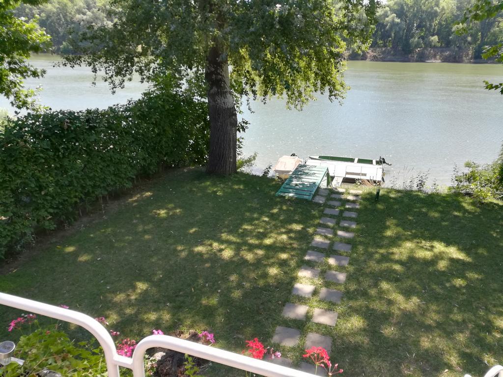 Tiszavirag Nyaralohaz Villa Szeged Ngoại thất bức ảnh