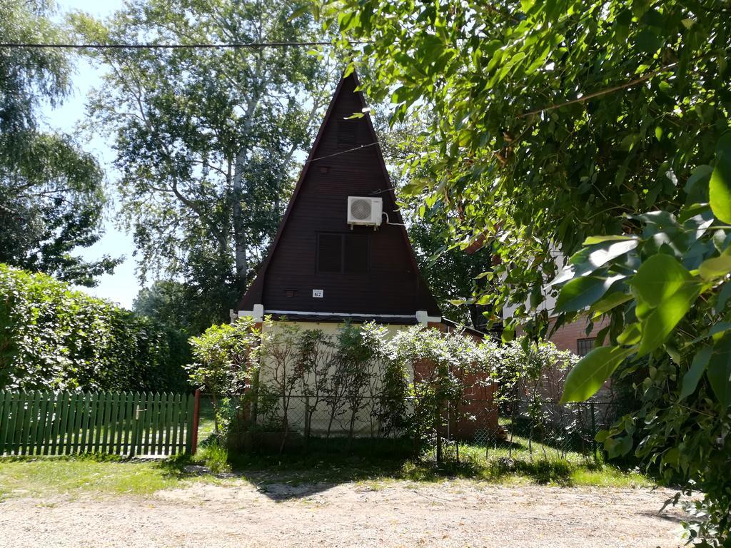 Tiszavirag Nyaralohaz Villa Szeged Ngoại thất bức ảnh